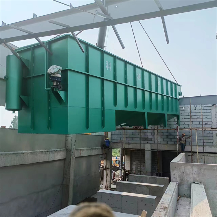 �ܚ�⸡�C(j��)���ư�������ϴ����Uˮ̎��⸡�C(j��)���b�F(xi��n)��չʾ